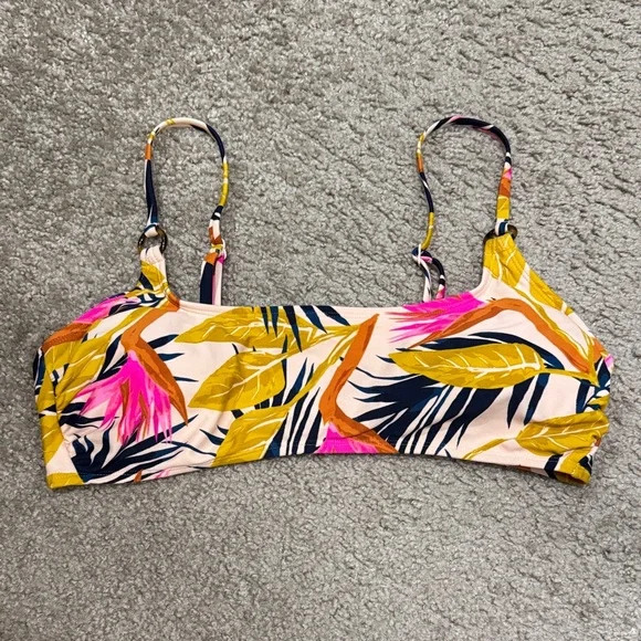 Tropical Leaf Print Bikini Set - Picture 2 of 8